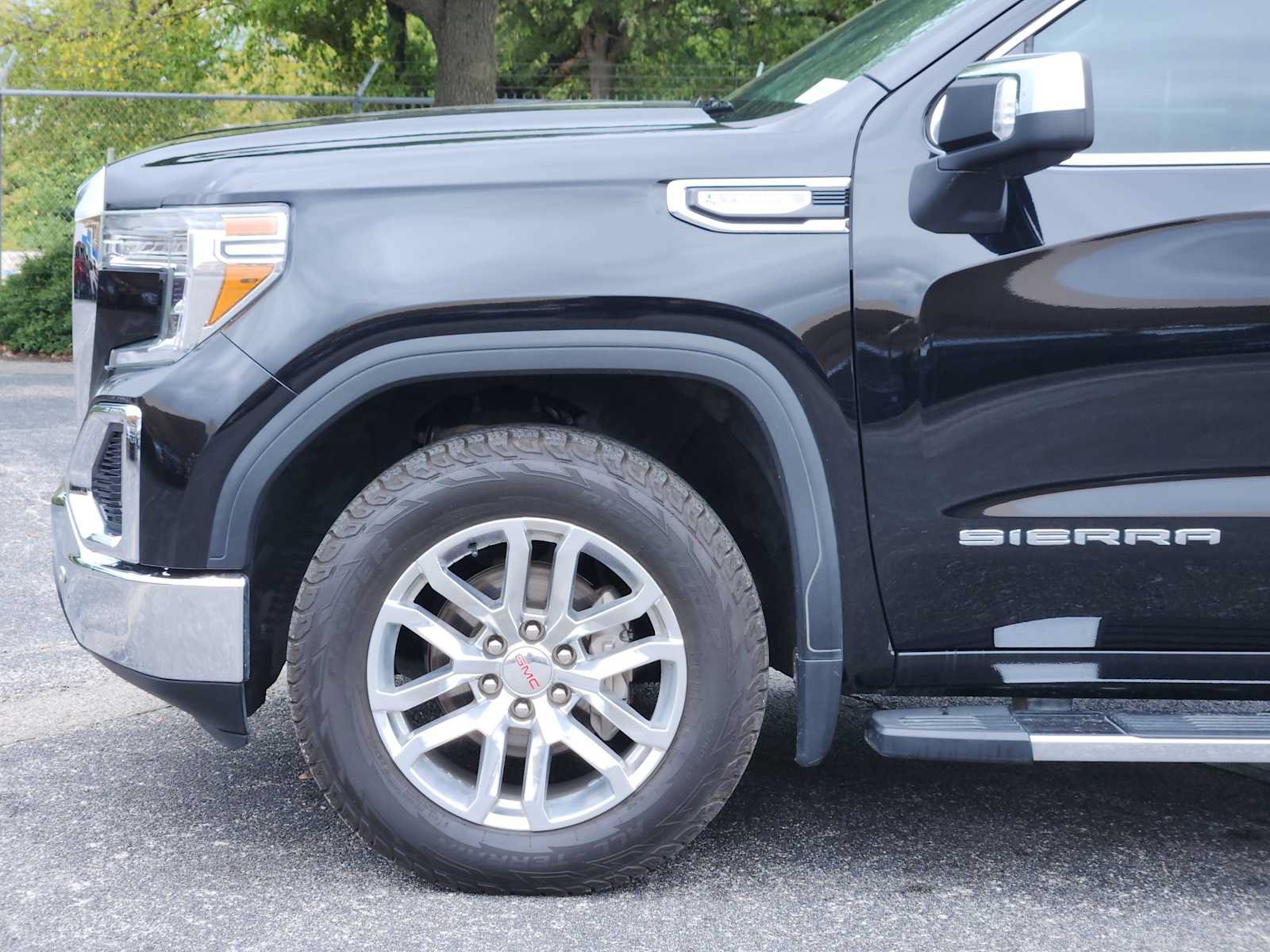 Used 2019 GMC Sierra 1500 SLT AWD/4WD image 8
