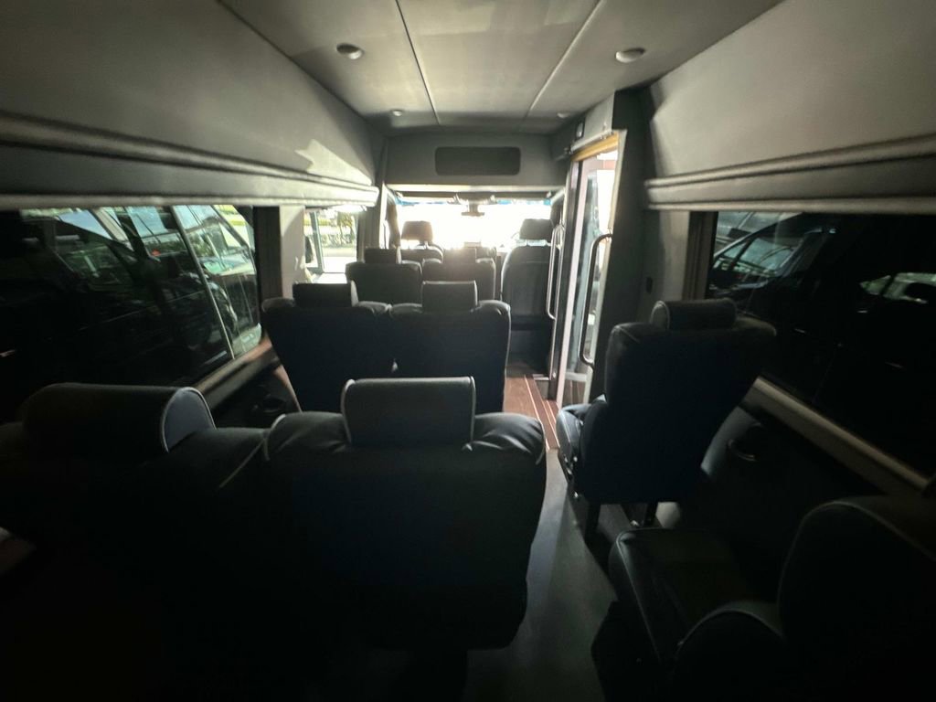 Used 2025 Mercedes-Benz Sprinter 3500 image 11