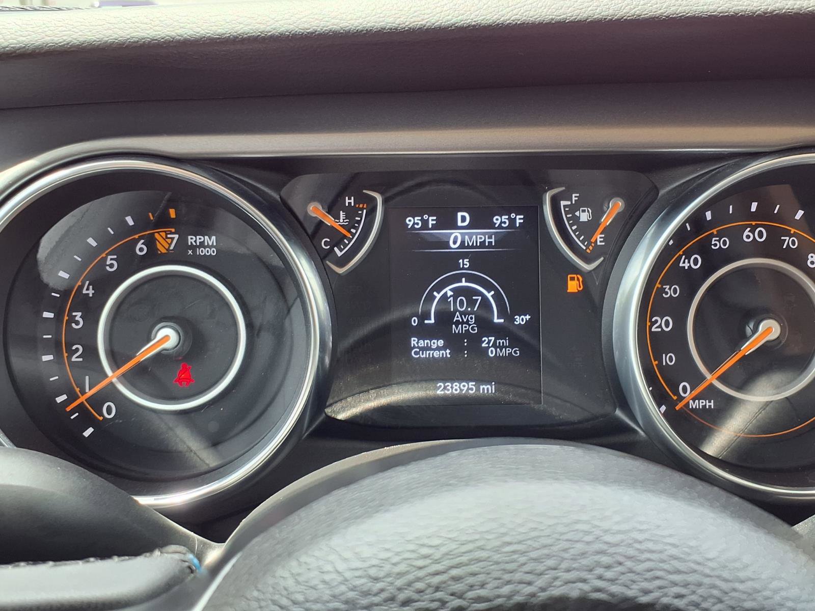 Used 2023 Jeep Gladiator Sport AWD/4WD image 17