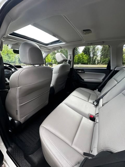 Used 2017 Subaru Forester 2.5i Limited AWD/4WD image 16