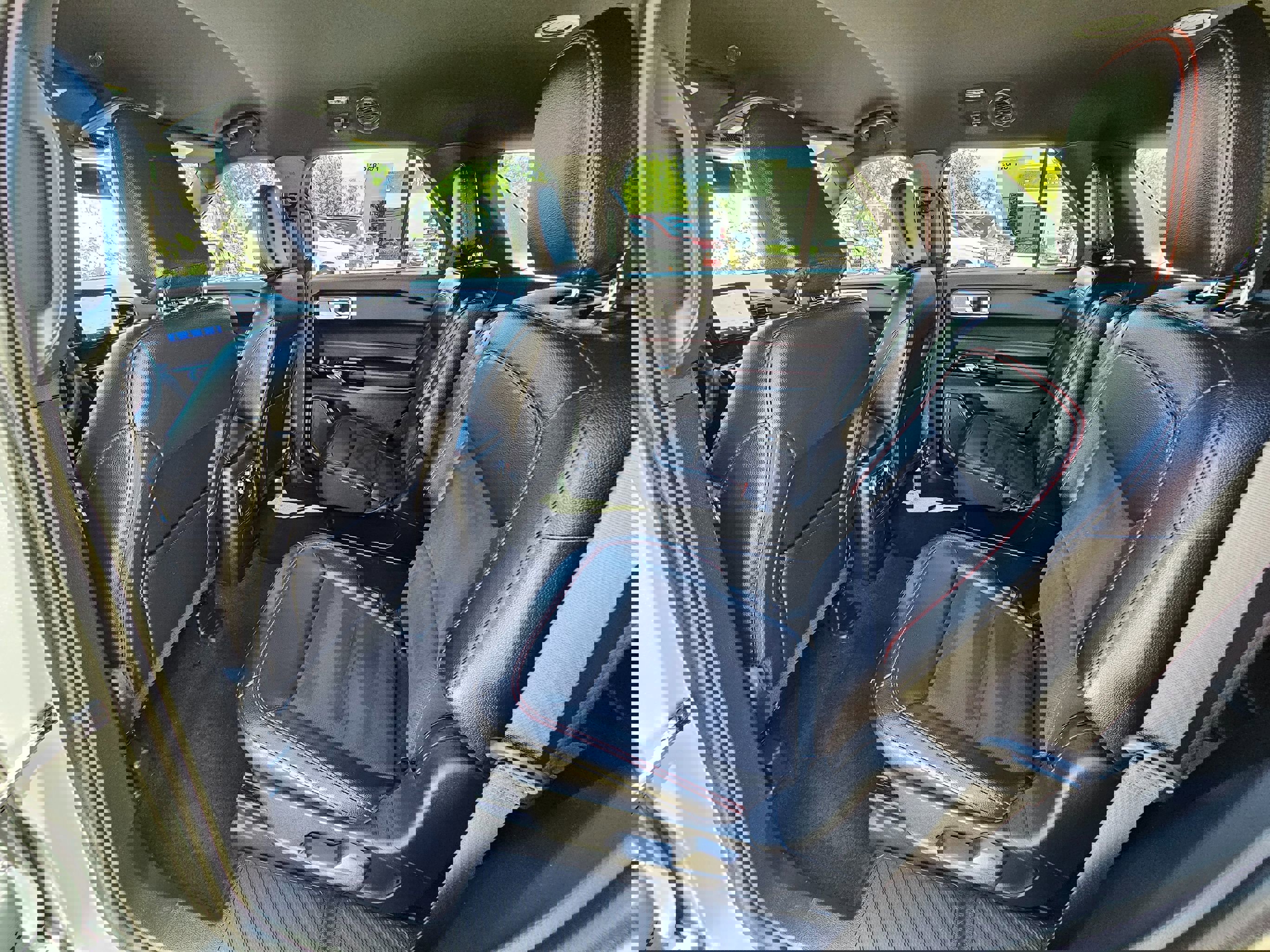 Used 2024 Ford Explorer ST-Line w/ Class IV Trailer Tow Package RWD image 20