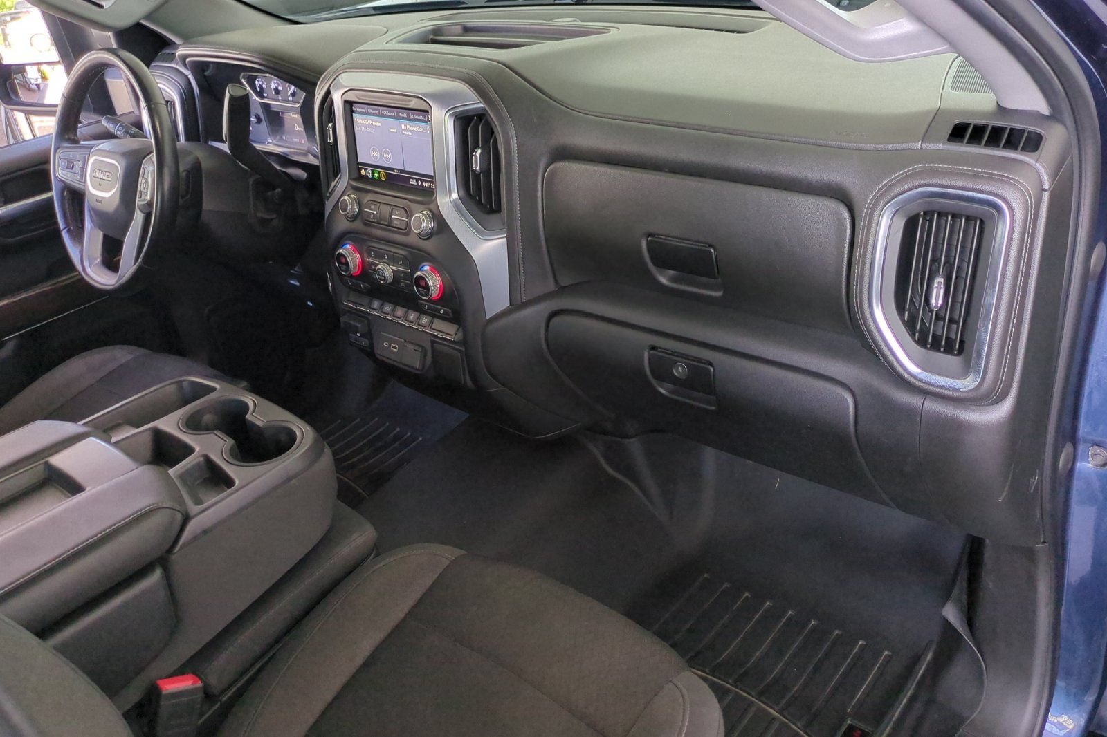 Used 2021 GMC Sierra 2500 SLE w/ SLE Value Package; AWD/4WD image 19