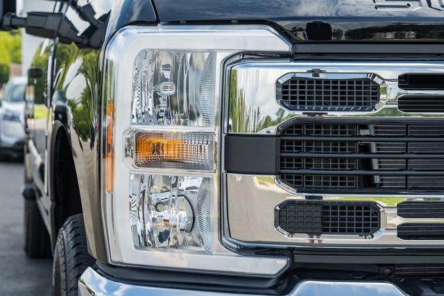 New 2026 Ford F350 XLT AWD/4WD image 16