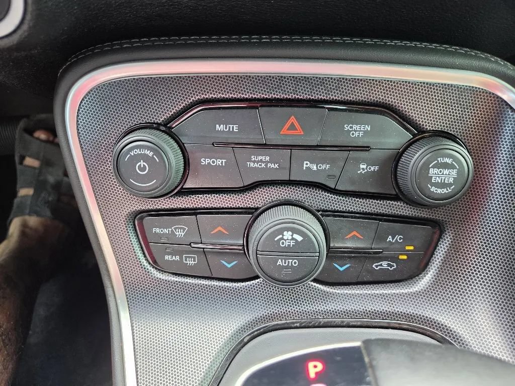 Used 2018 Dodge Challenger SXT Plus RWD image 28