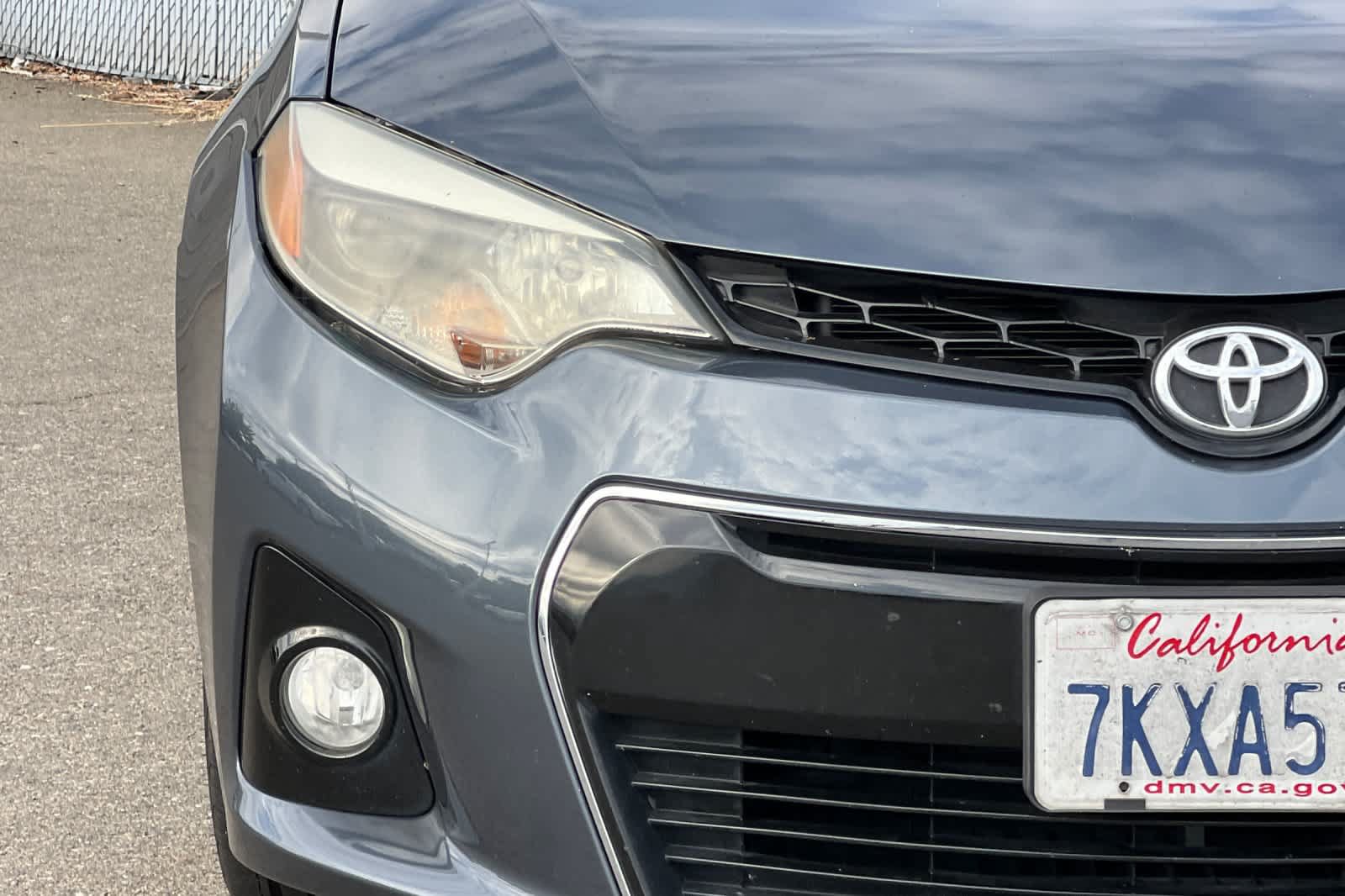 Used 2015 Toyota Corolla S w/ Body Protection Package #2 FWD image 17