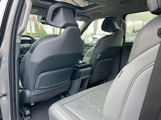 Certified 2024 Kia EV9 Wind image 13