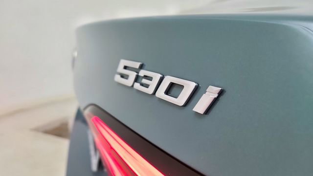 Used 2024 BMW 530i image 18