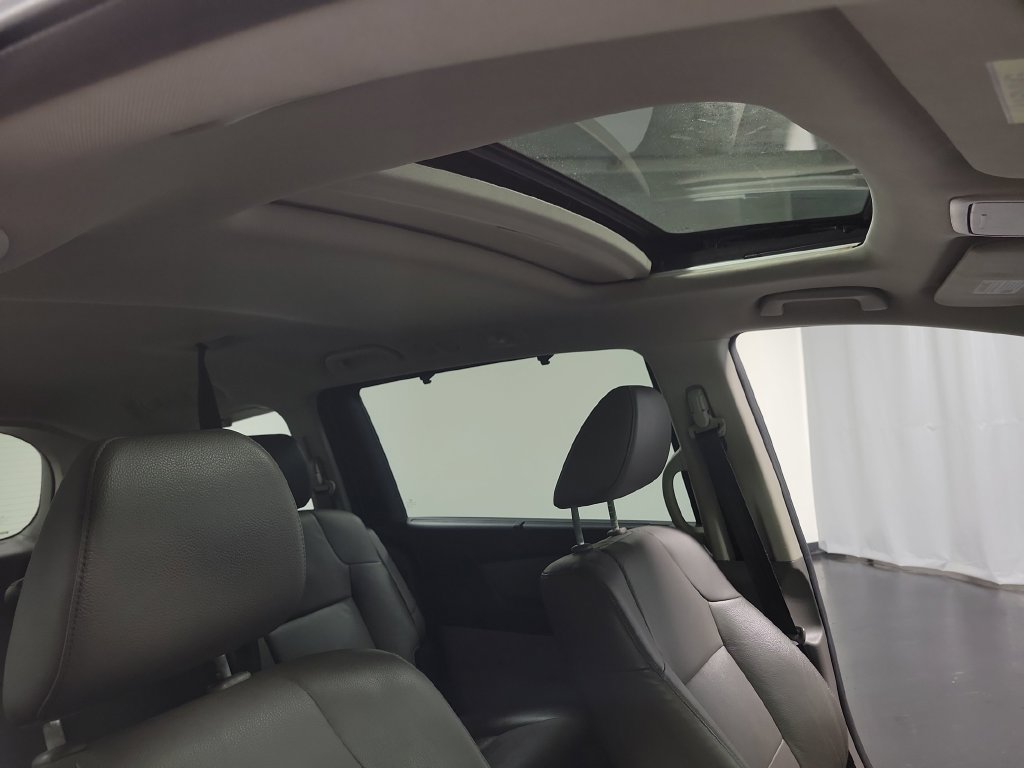 Used 2016 Honda Odyssey EX-L image 35