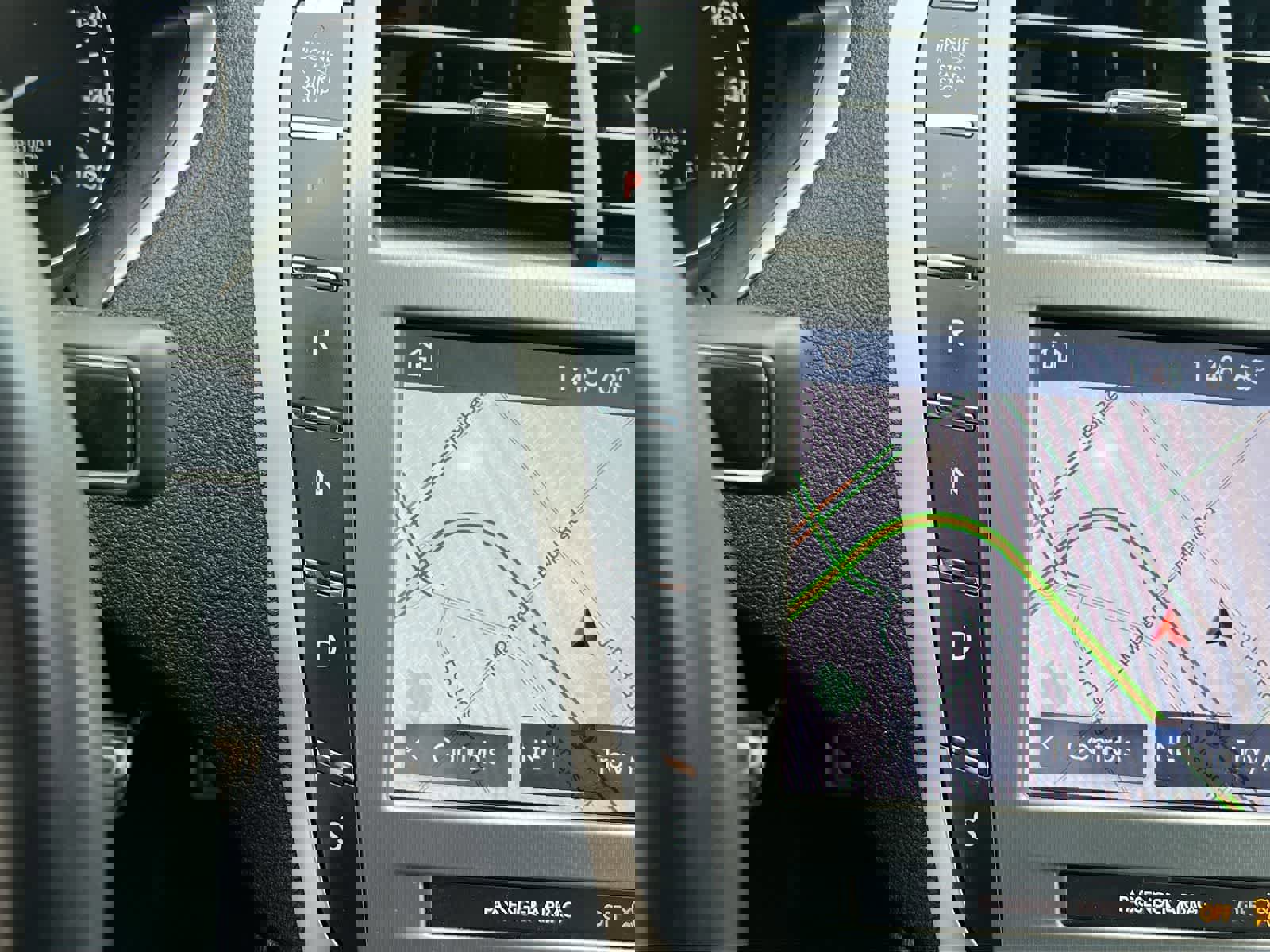 Used 2020 Lincoln MKZ Reserve w/ Luxury Package image 32