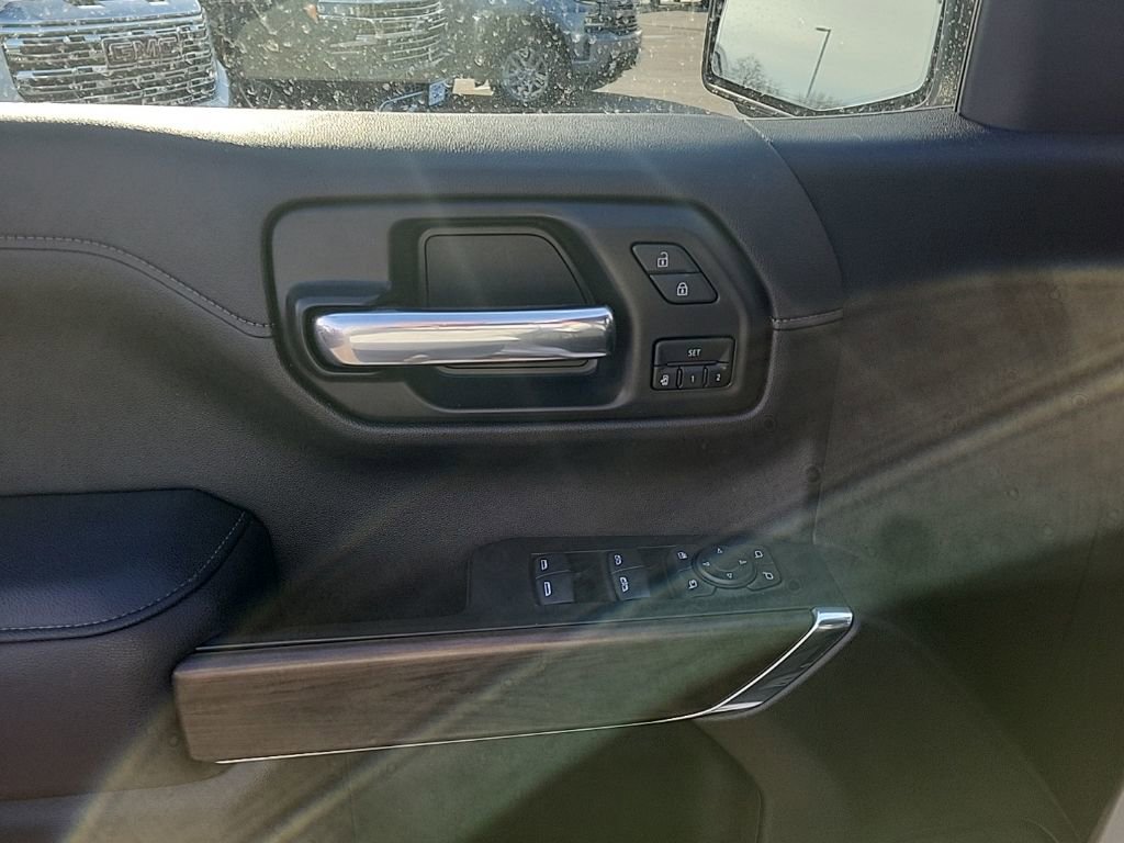 Used 2021 GMC Sierra 1500 SLT w/ SLT Premium Plus Package image 7