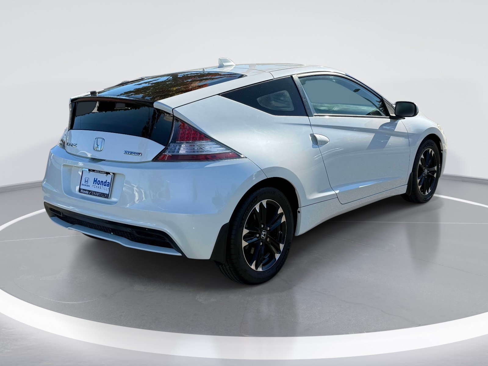Used 2015 Honda CR-Z EX image 2