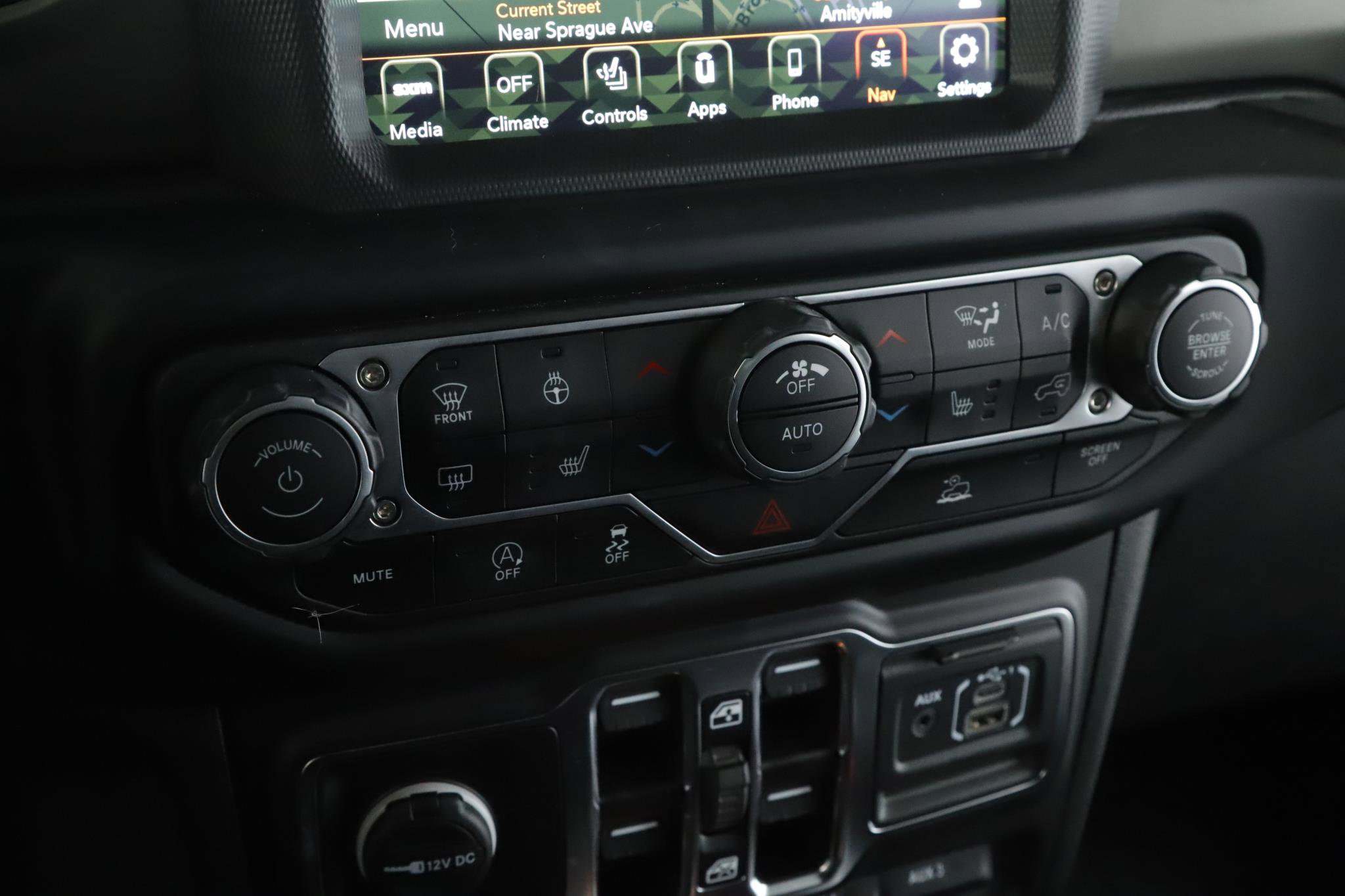 Used 2023 Jeep Wrangler Unlimited Sport image 13