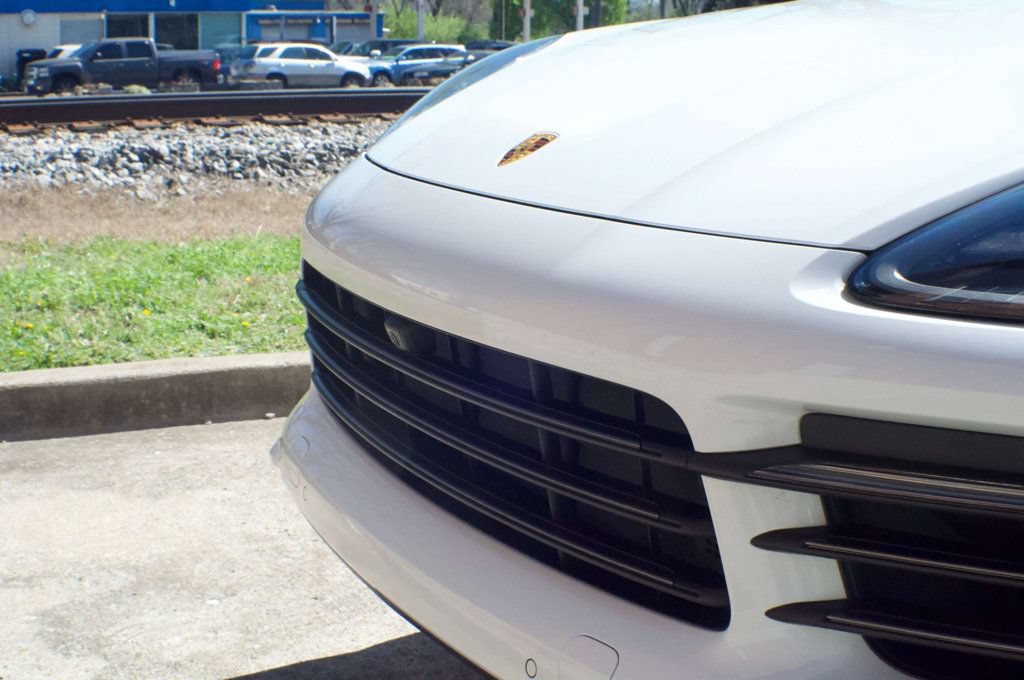 Used 2023 Porsche Cayenne Platinum Edition AWD/4WD image 10