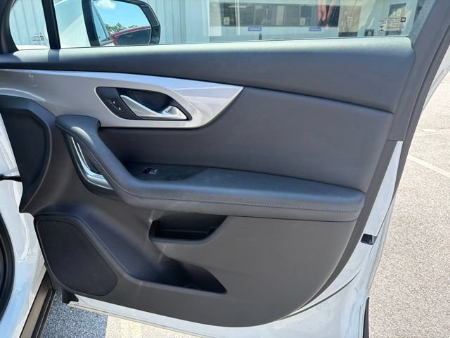 Used 2022 Chevrolet Blazer LT FWD image 8