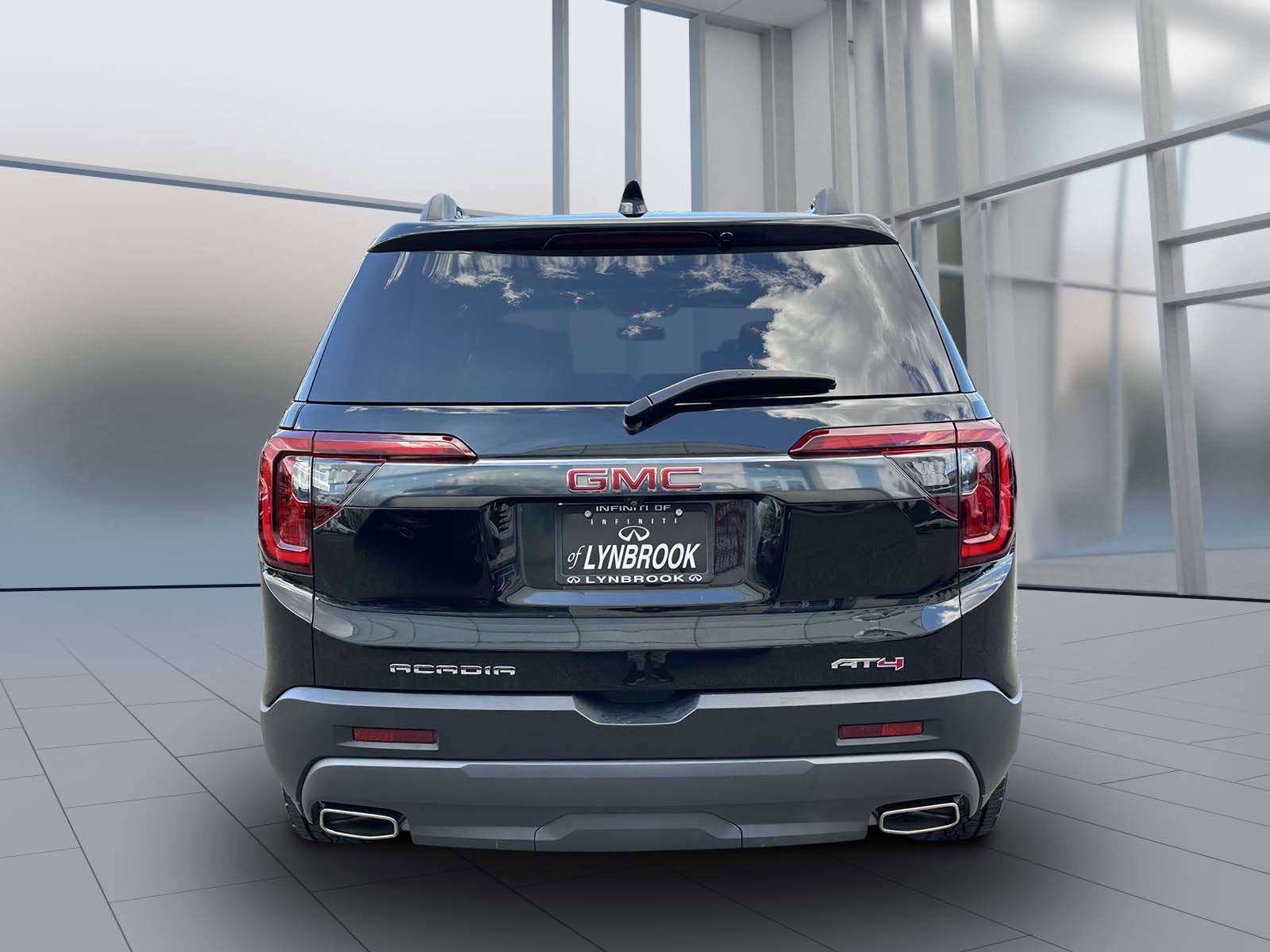 Used 2023 GMC Acadia AT4 w/ Technology Package image 6