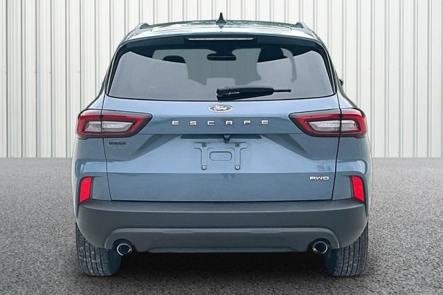 Used 2025 Ford Escape ST-Line AWD/4WD image 4