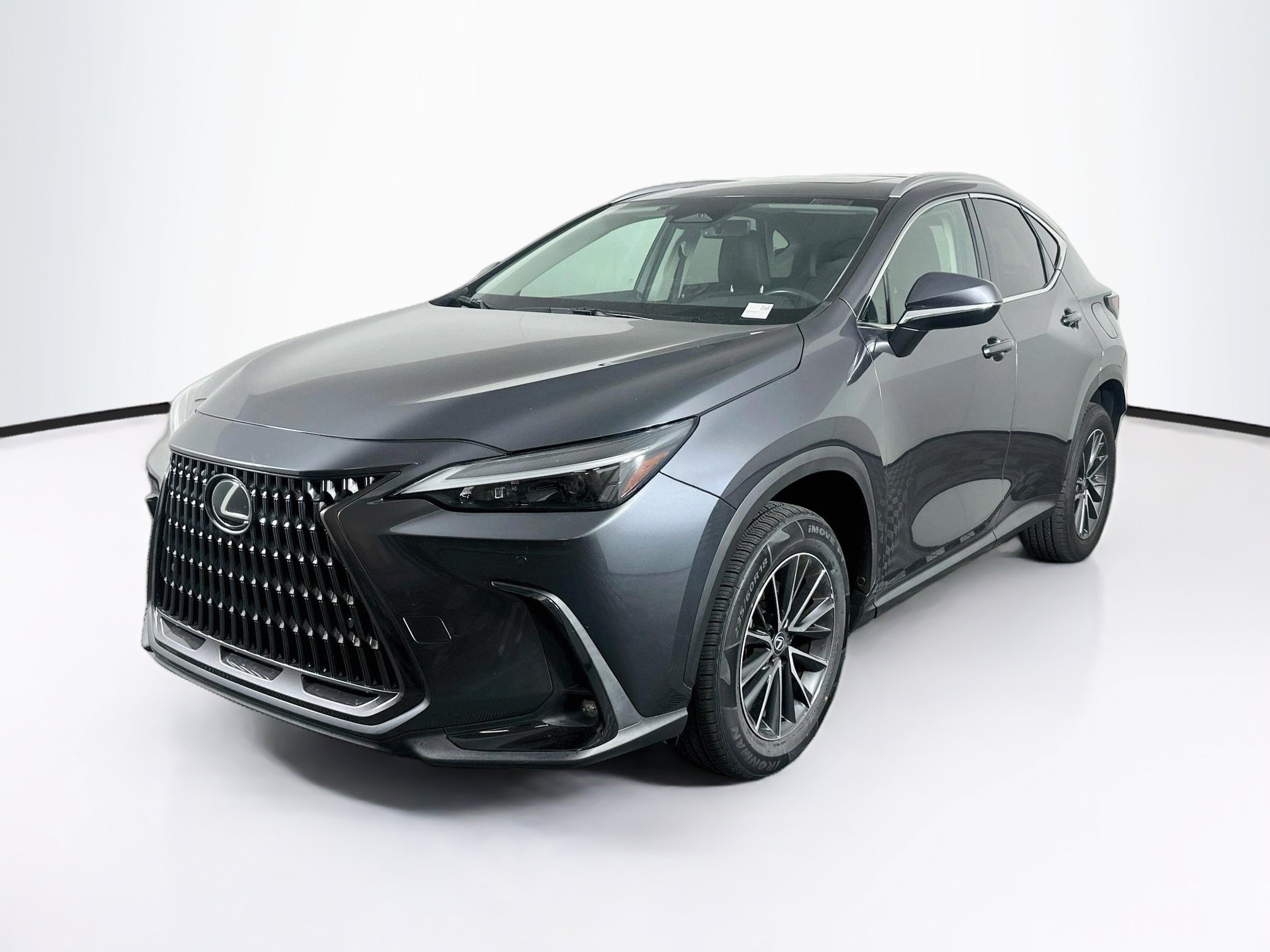 Used 2025 Lexus NX 250 FWD w/ Premium Package image 3
