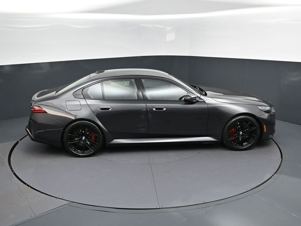 New 2026 BMW M5 w/ Executive Package AWD/4WD image 36