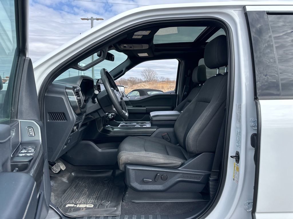 Used 2023 Ford F150 XLT w/ Equipment Group 302A High image 6