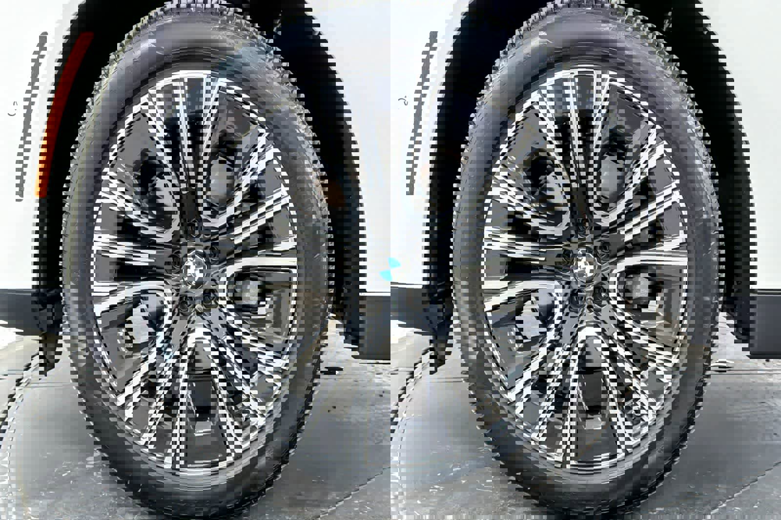 Used 2025 BMW X3 xDrive30i w/ Convenience Package image 26