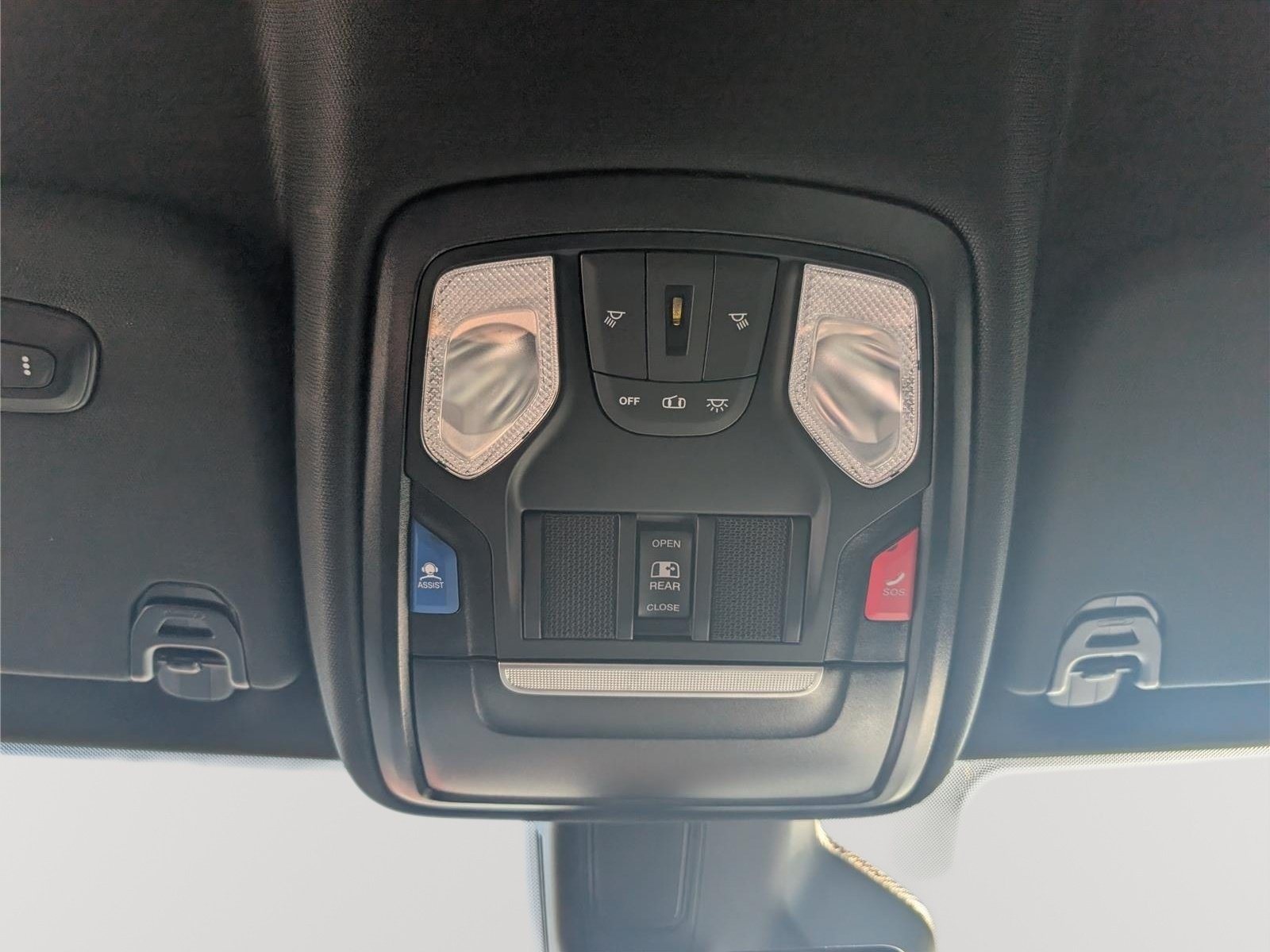 Used 2025 RAM 1500 Big Horn AWD/4WD image 28
