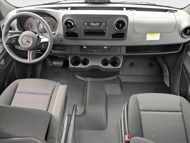 New 2025 Mercedes-Benz Sprinter 2500 image 13