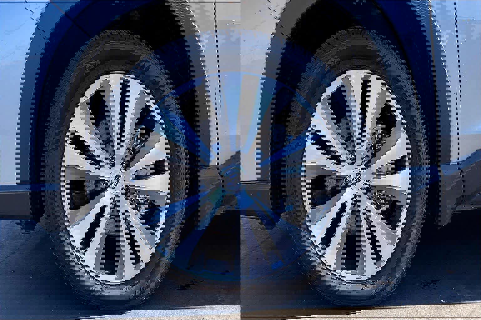 Used 2021 Subaru Ascent Limited w/ Technology Package image 12