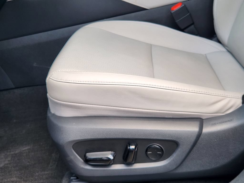 Used 2025 Lexus RX 350 Premium w/ Convenience Package FWD image 27