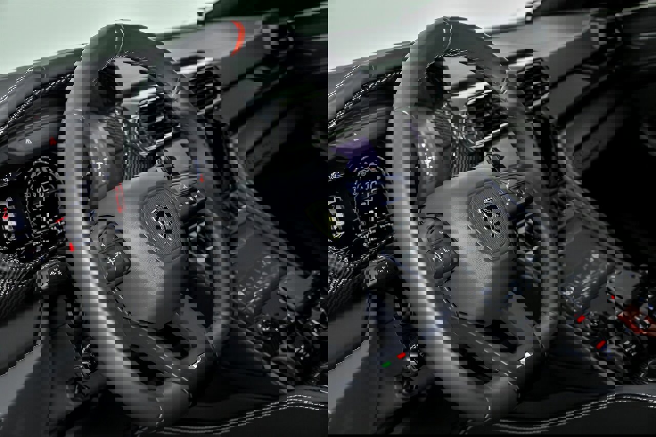 Used 2023 Lamborghini Urus S image 26