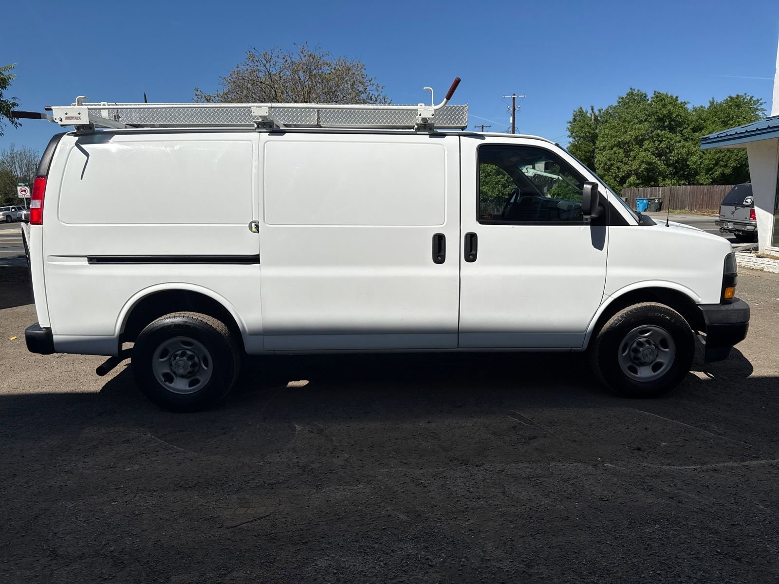 Used 2020 Chevrolet Express 3500 Work Van image 6