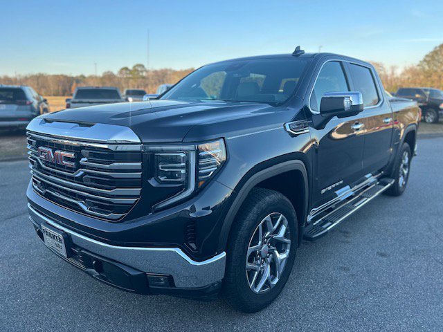Used 2023 GMC Sierra 1500 SLT w/ SLT Premium Package image 3