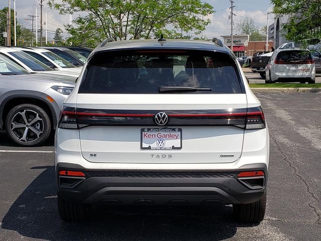 New 2026 Volkswagen Taos SE AWD/4WD image 4