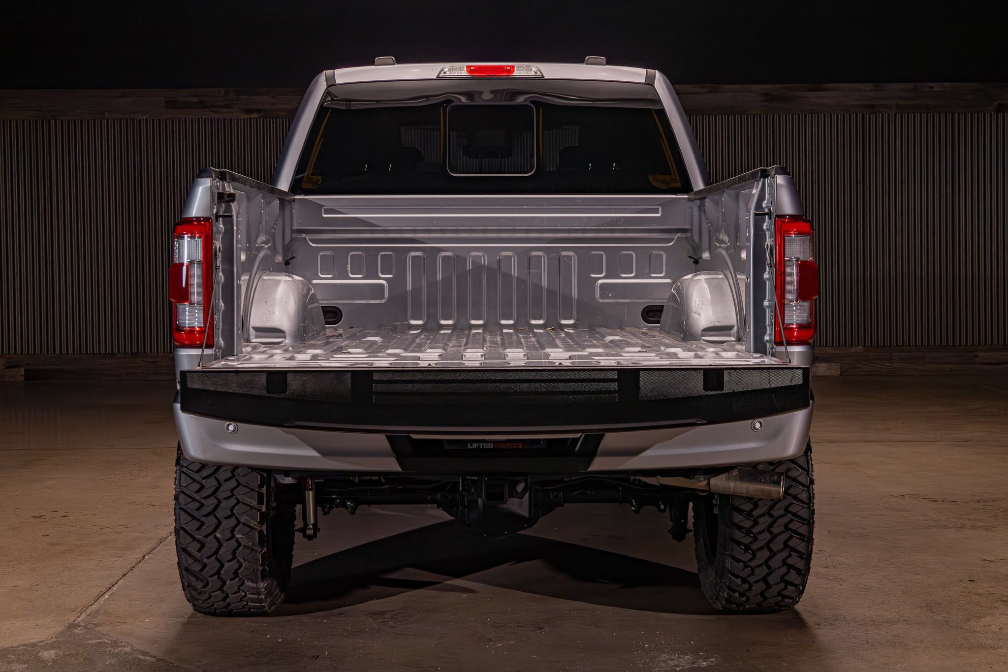 Used 2023 Ford F150 Lariat AWD/4WD image 9