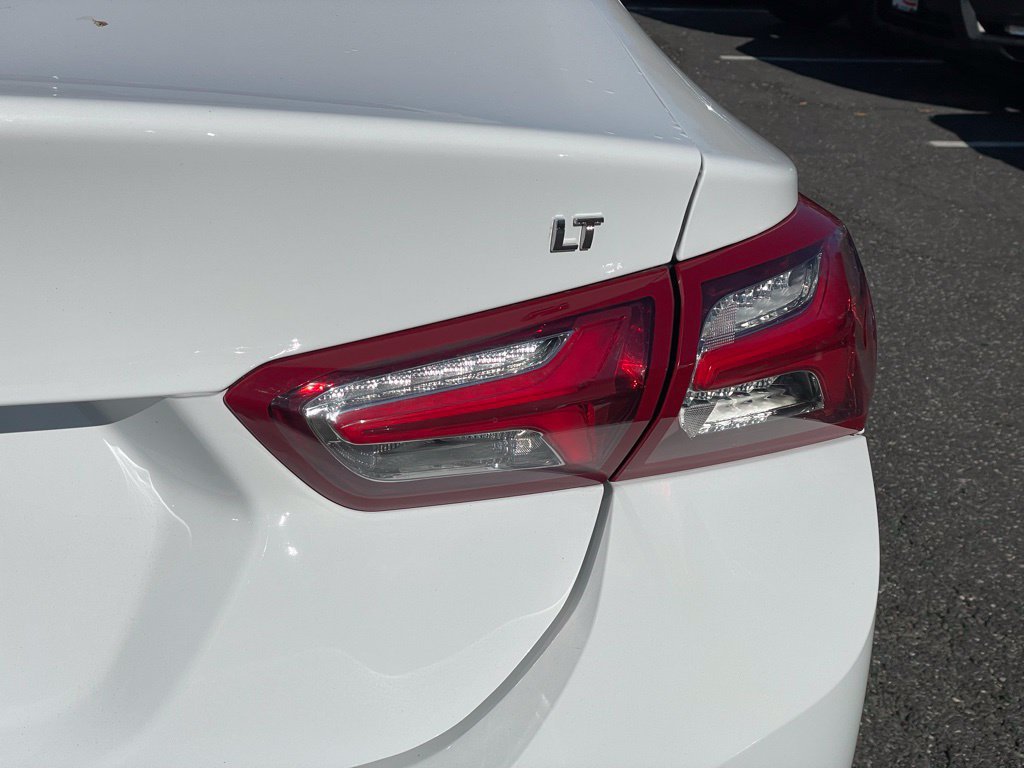 Used 2024 Chevrolet Malibu LT FWD image 30