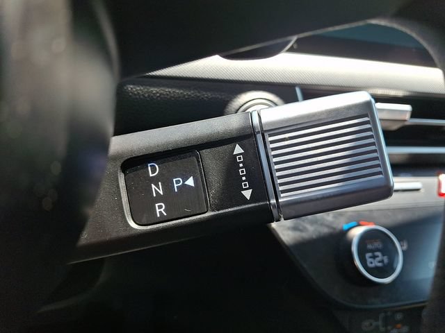Used 2025 Hyundai Sonata SEL FWD image 16