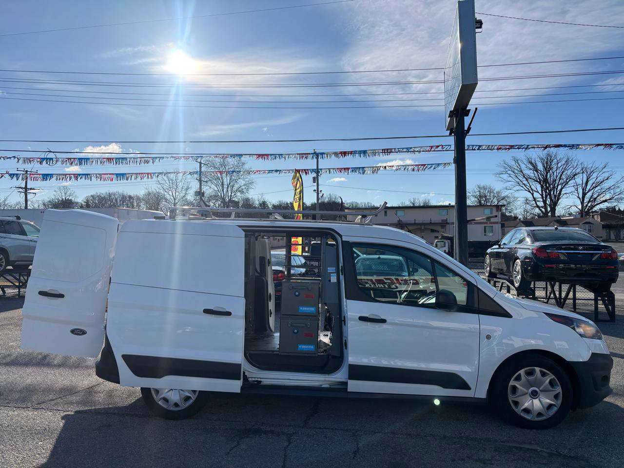 Used 2017 Ford Transit Connect XL image 6