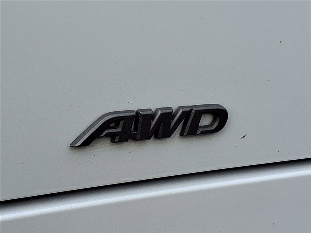 Used 2024 Toyota Prius XLE image 36