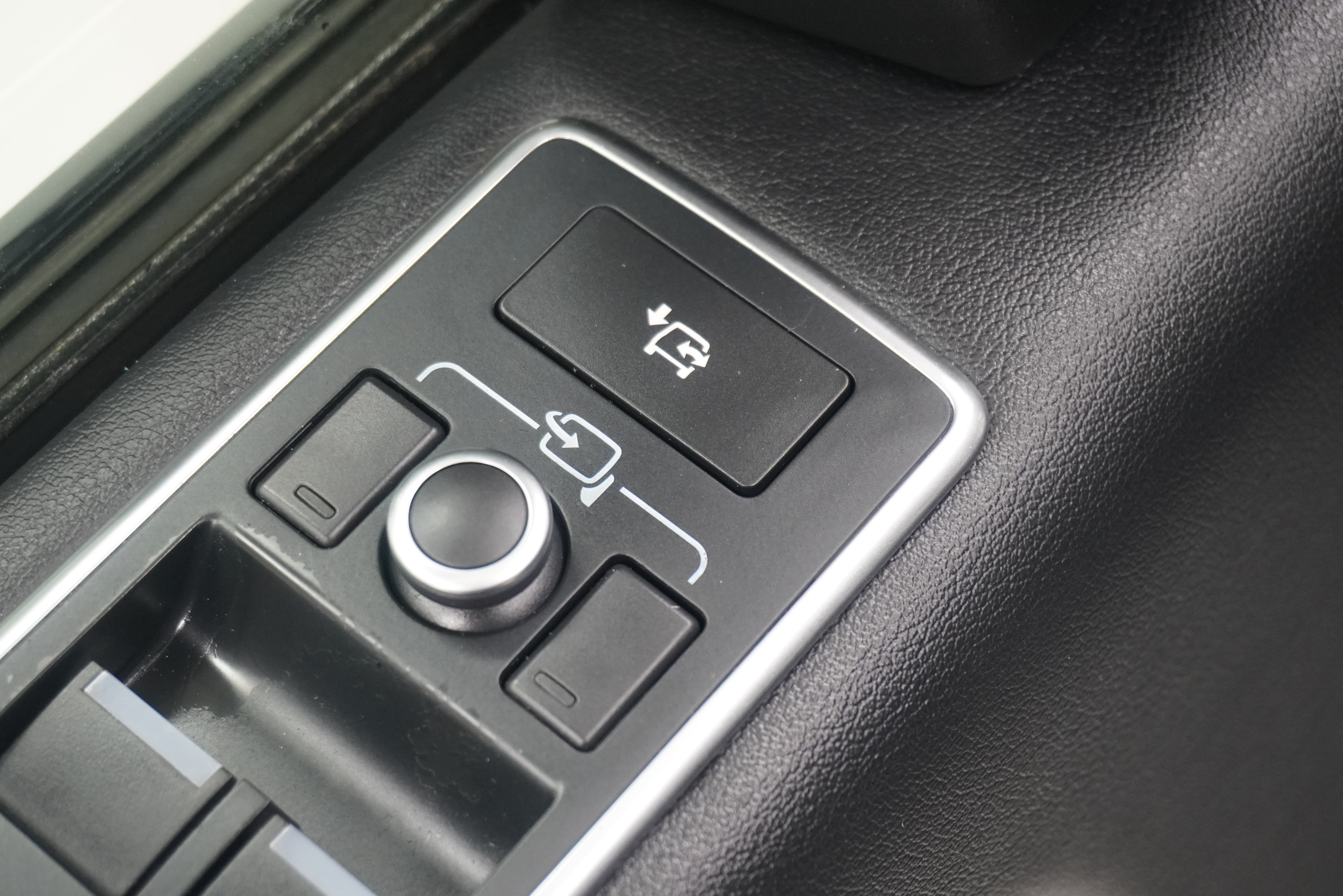 Used 2016 Land Rover Range Rover HSE AWD/4WD image 30