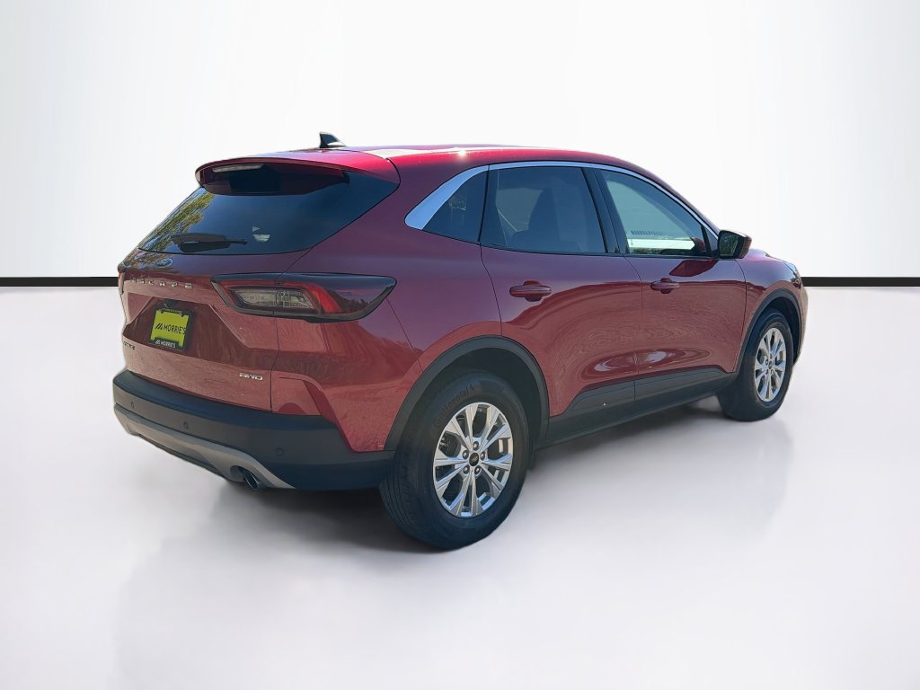 Used 2023 Ford Escape Active w/ Tech Pack #2 AWD/4WD image 5