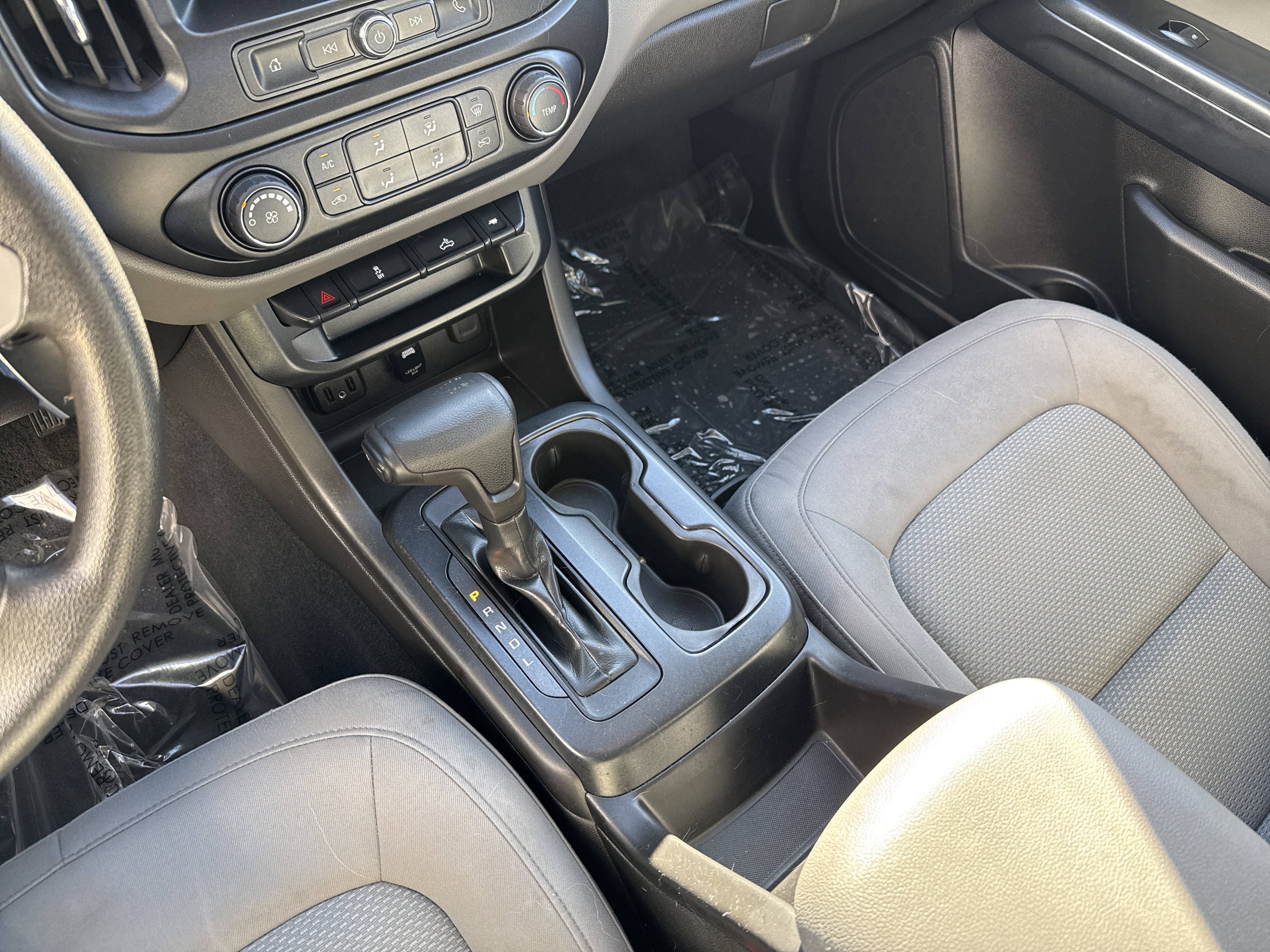 Used 2019 Chevrolet Colorado W/T w/ Custom Special Edition image 27