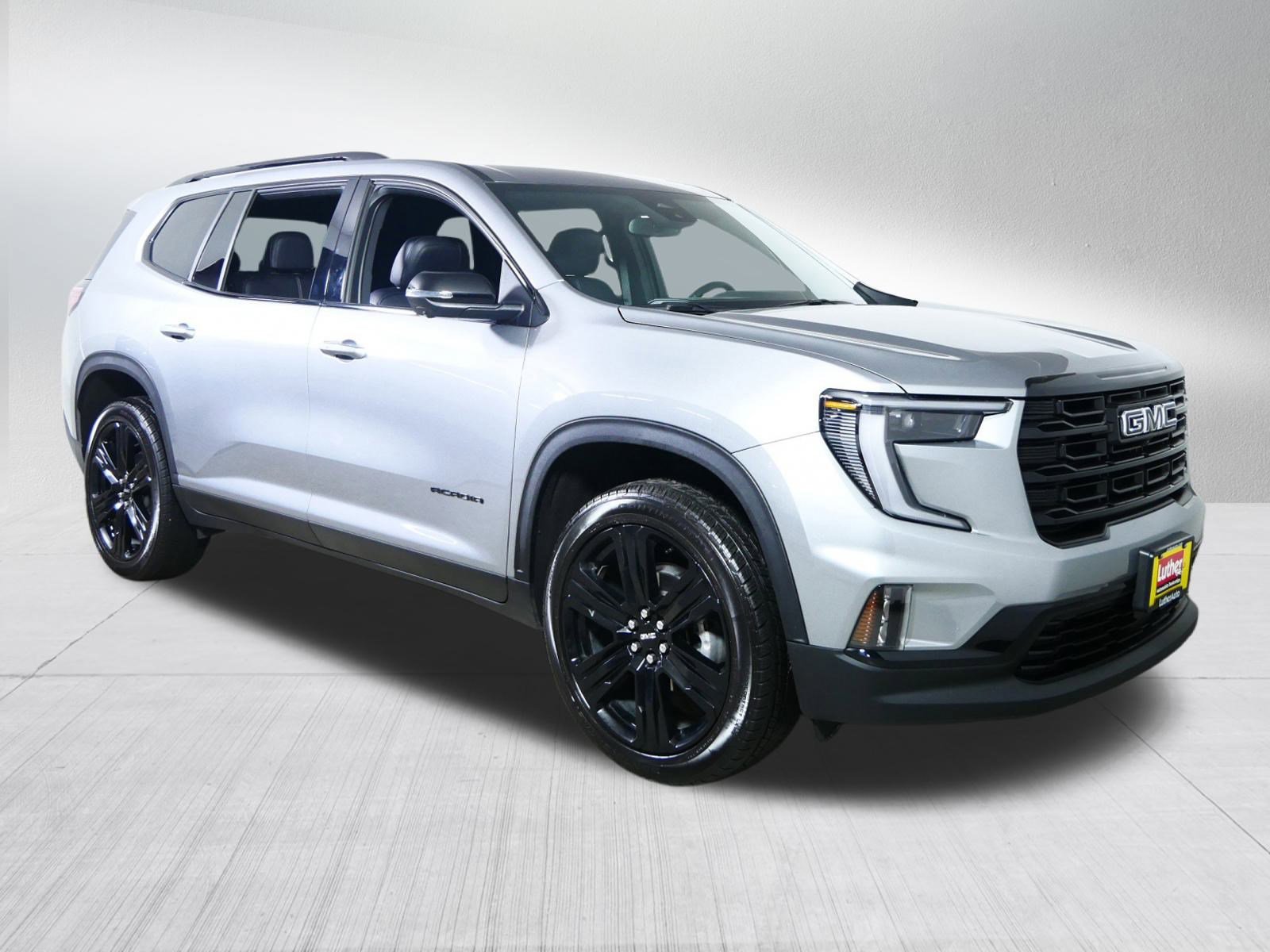 Used 2025 GMC Acadia Elevation w/ Elevation Premium Package image 1