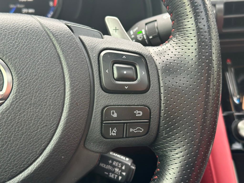 Used 2023 Lexus IS 350 F Sport image 10