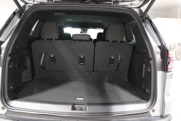 New 2026 GMC Acadia Elevation image 13