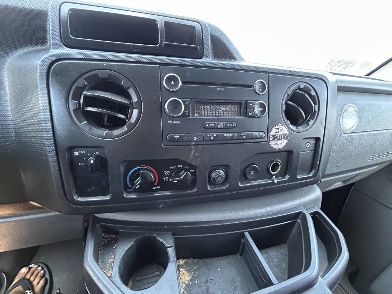 Used 2012 Ford E-250 and Econoline 250 w/ Commercial Cargo Van Pkg RWD image 27