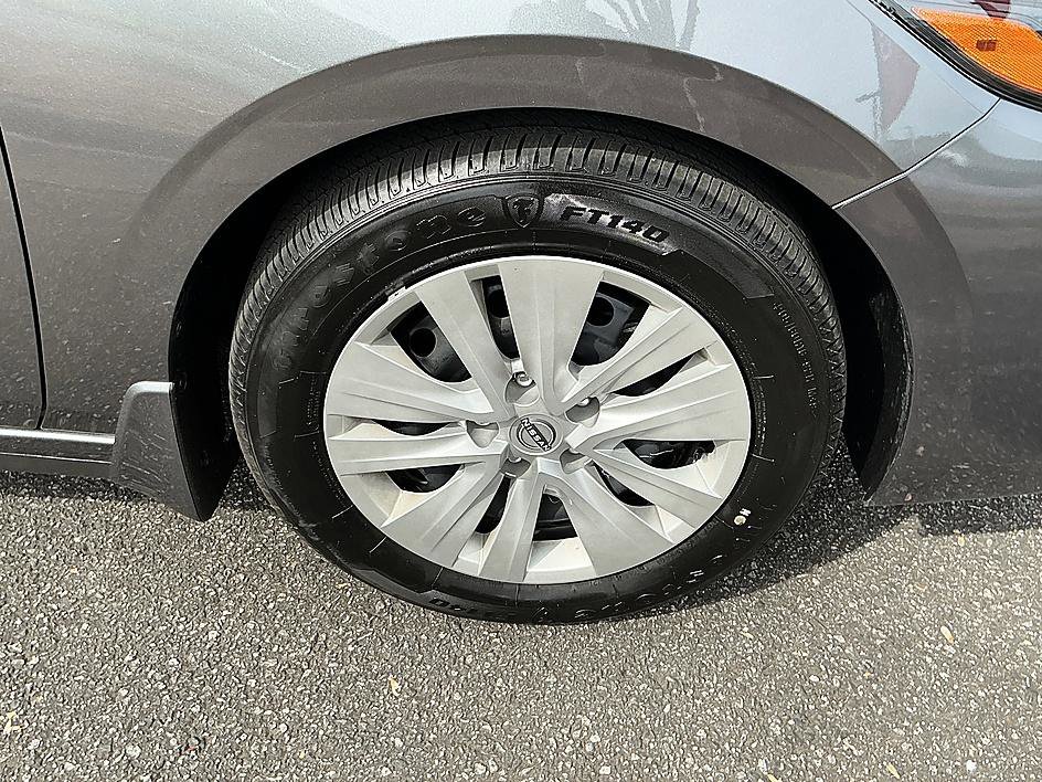 Certified 2025 Nissan Sentra S w/ Lighting Package image 10