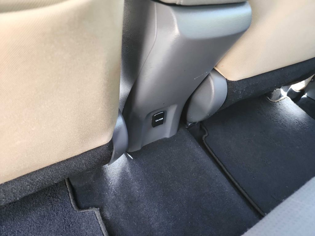 Used 2017 Toyota Prius Two w/ Prius Two Safety Plus Package FWD image 22