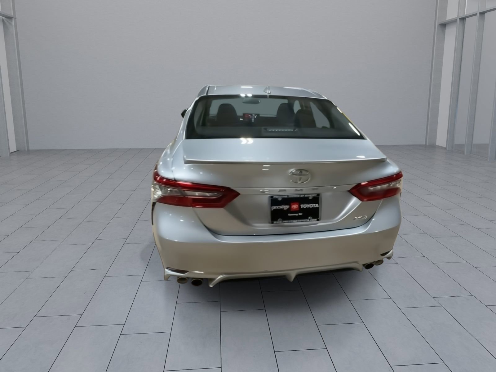 Used 2024 Toyota Camry XSE image 8