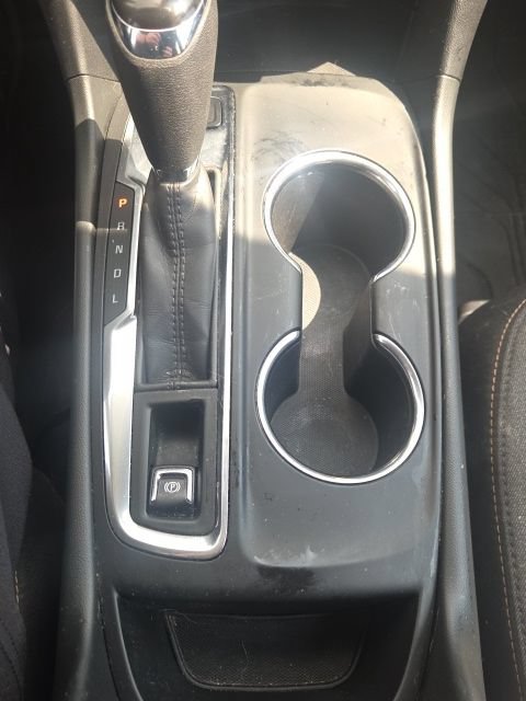 Used 2020 Chevrolet Equinox LT FWD image 34
