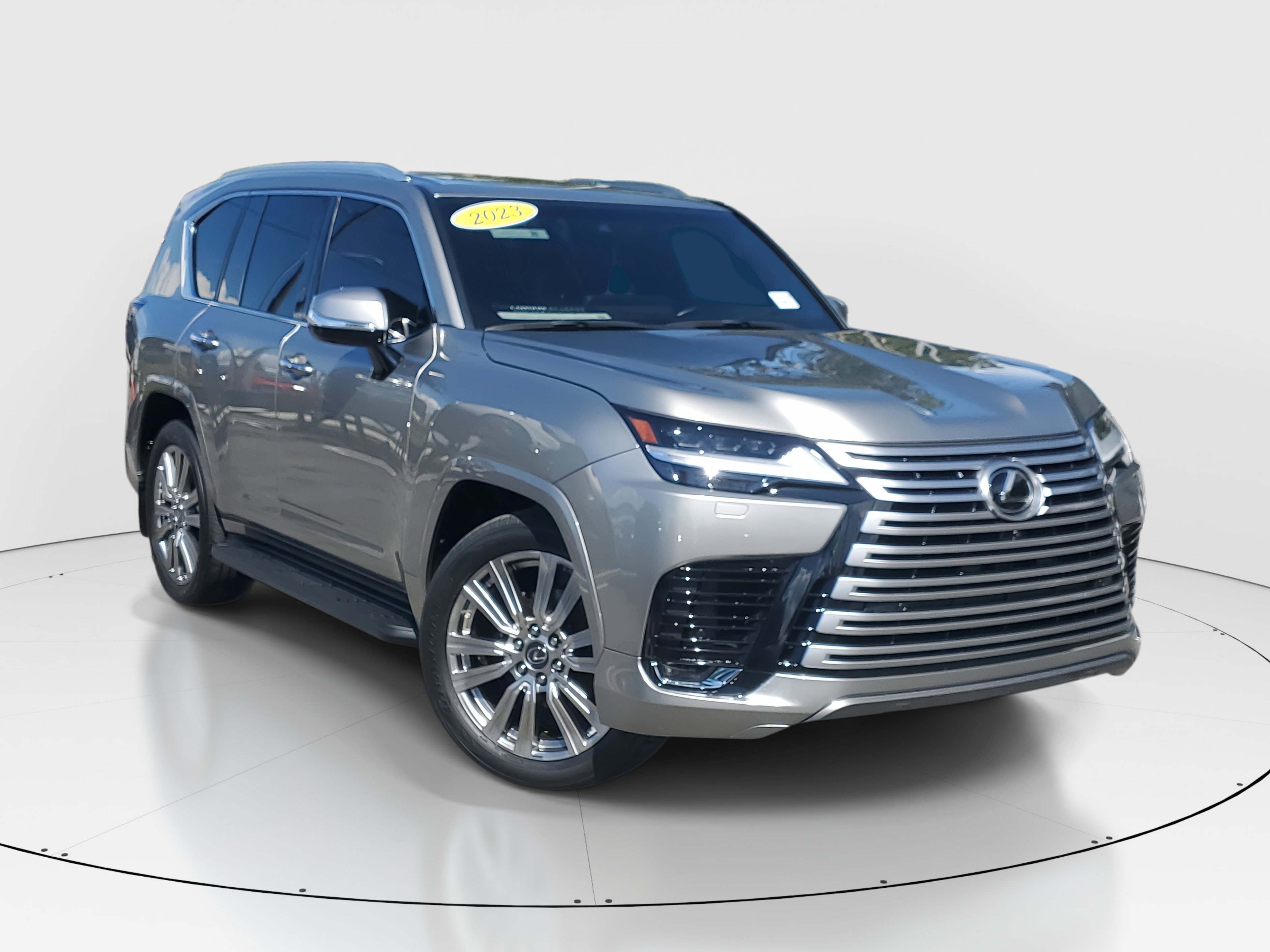 Used 2023 Lexus LX 600 4WD w/ Ultra Luxury Package image 2