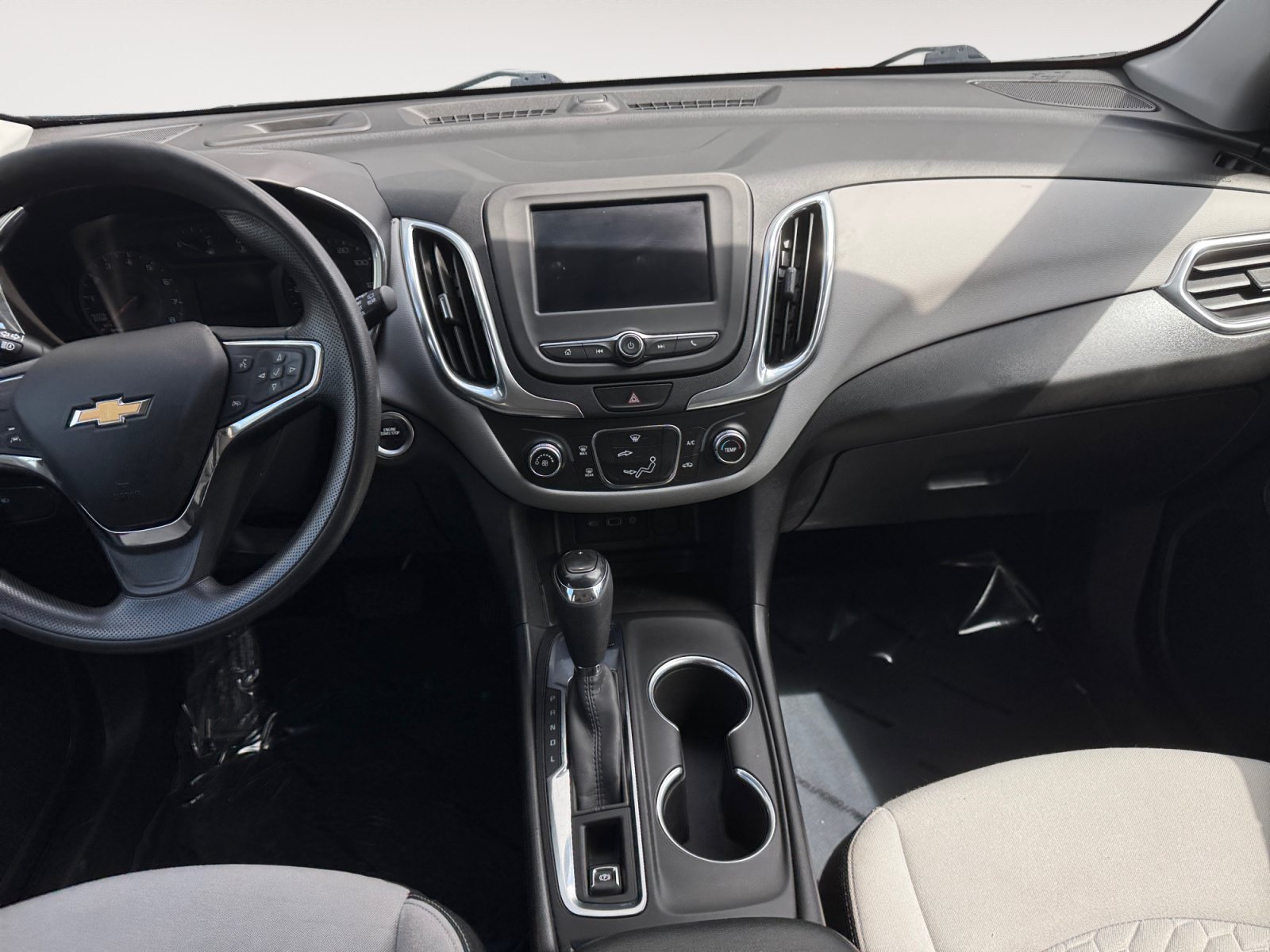 Used 2021 Chevrolet Equinox LS AWD/4WD image 11